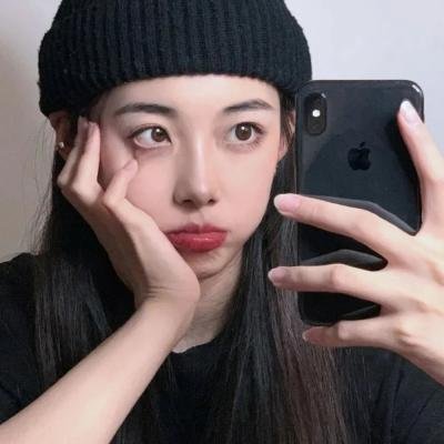 东德蕾丝的爱欲